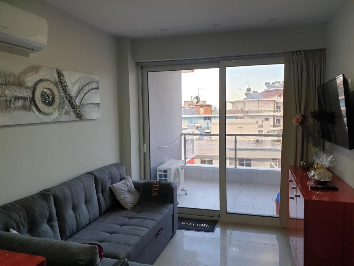 Apartament M & M Red Luxury Paralía Zewnętrze zdjęcie