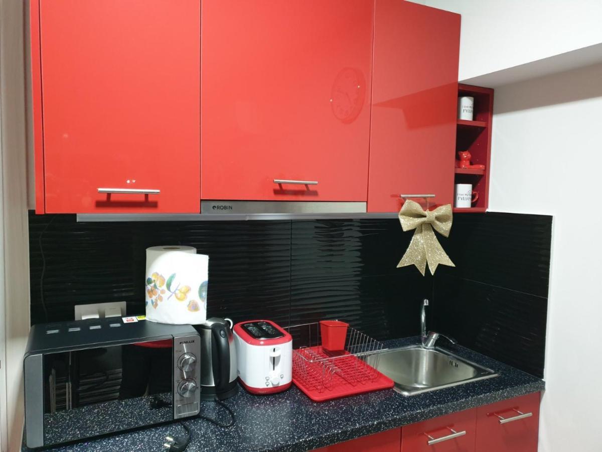 Apartament M & M Red Luxury Paralía Zewnętrze zdjęcie