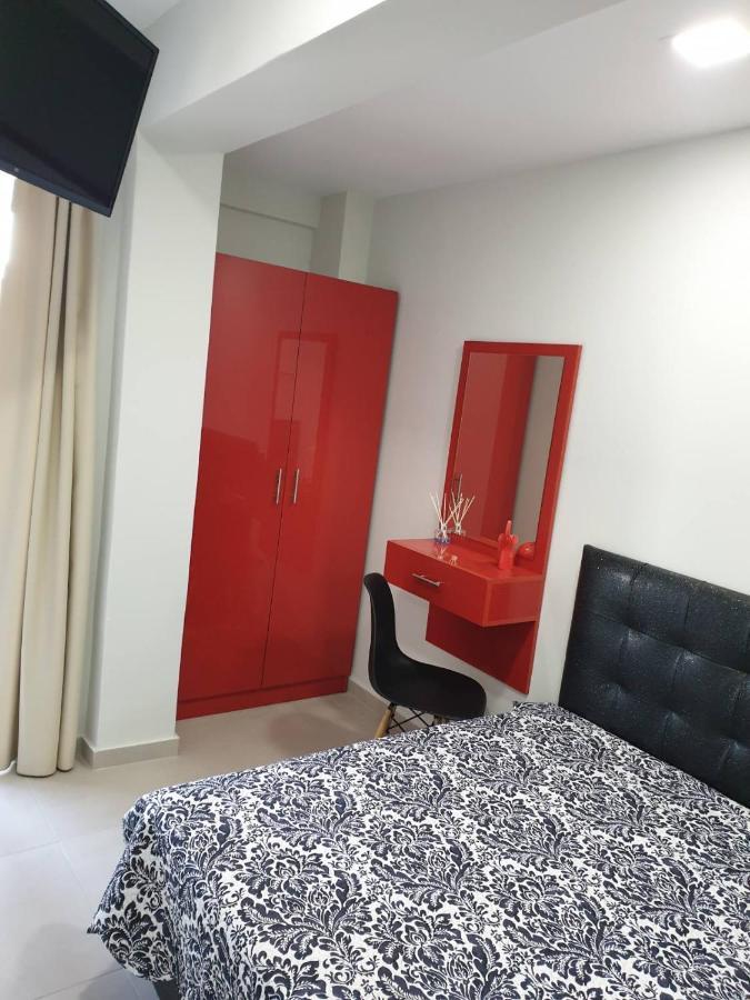 Apartament M & M Red Luxury Paralía Zewnętrze zdjęcie