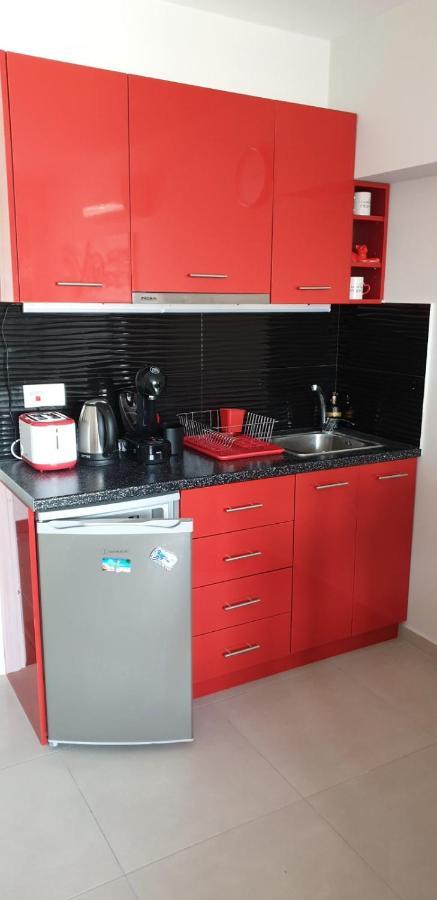 Apartament M & M Red Luxury Paralía Zewnętrze zdjęcie