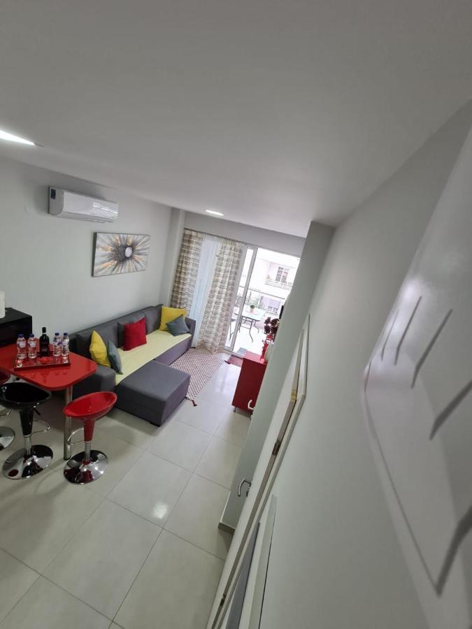 Apartament M & M Red Luxury Paralía Zewnętrze zdjęcie